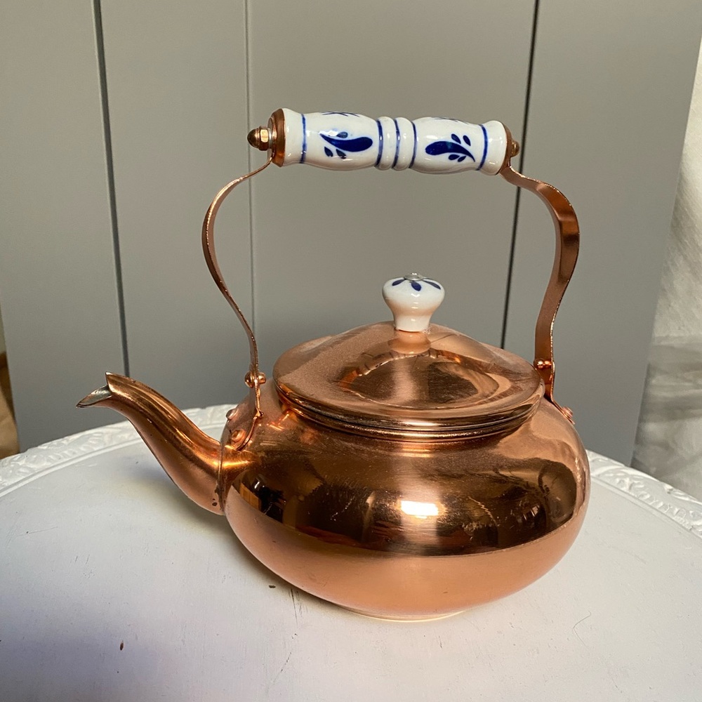 VINTAGE FRENCH COUNTRY STYLE COPPER COLOR KETTLE WITH CERAMIC HANDLE